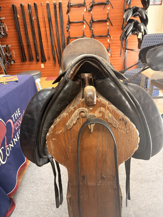USED Hennig Monoflap Saddle