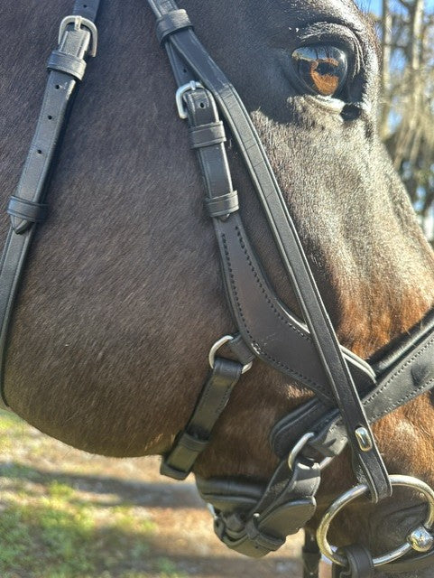 Tota Comfort System Nassau PRO Snaffle w/ Reins AND THROAT LATCH